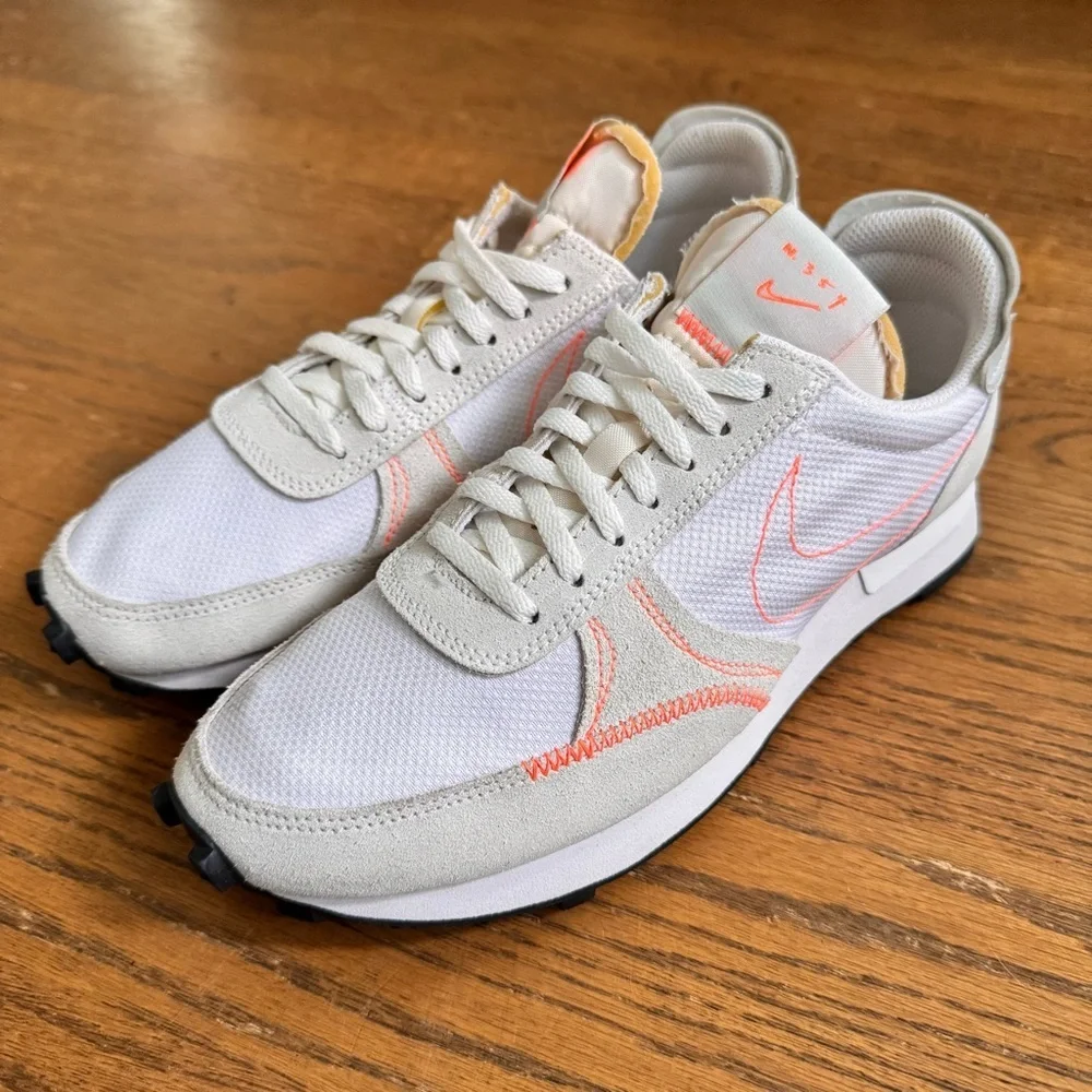Nike Daybreak Type 'White Hyper Crimson' DA7729-101 Women’s 8.5